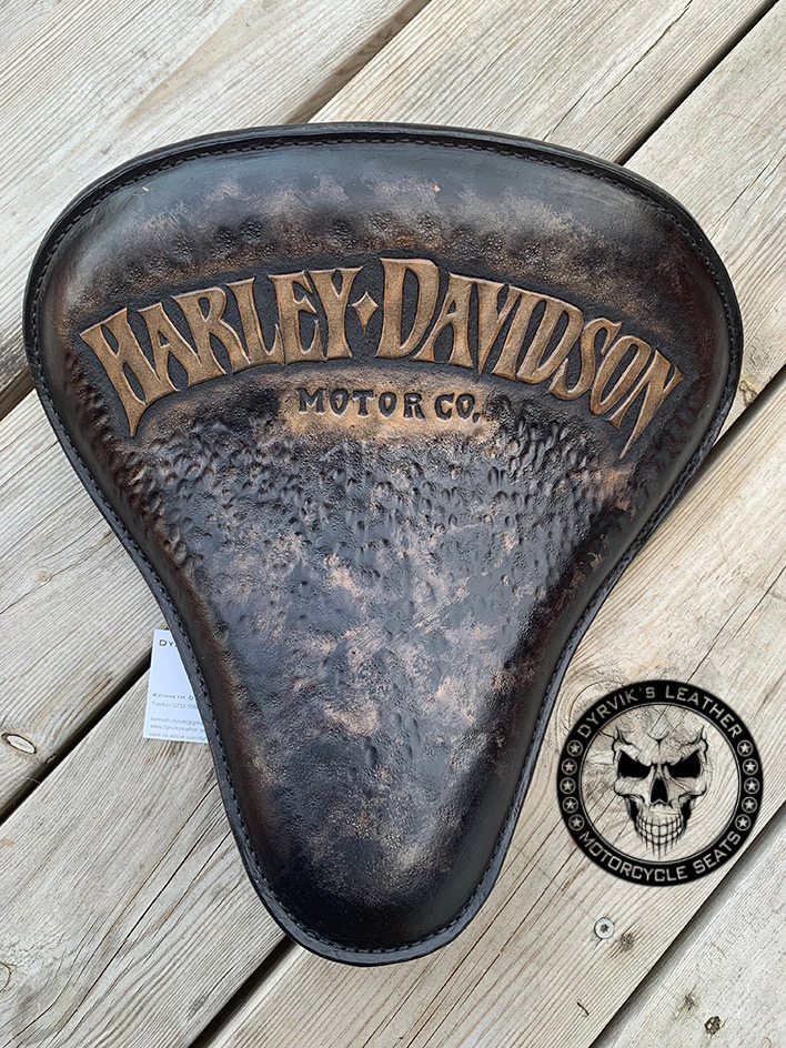 Harley Davidson custom solo sadel